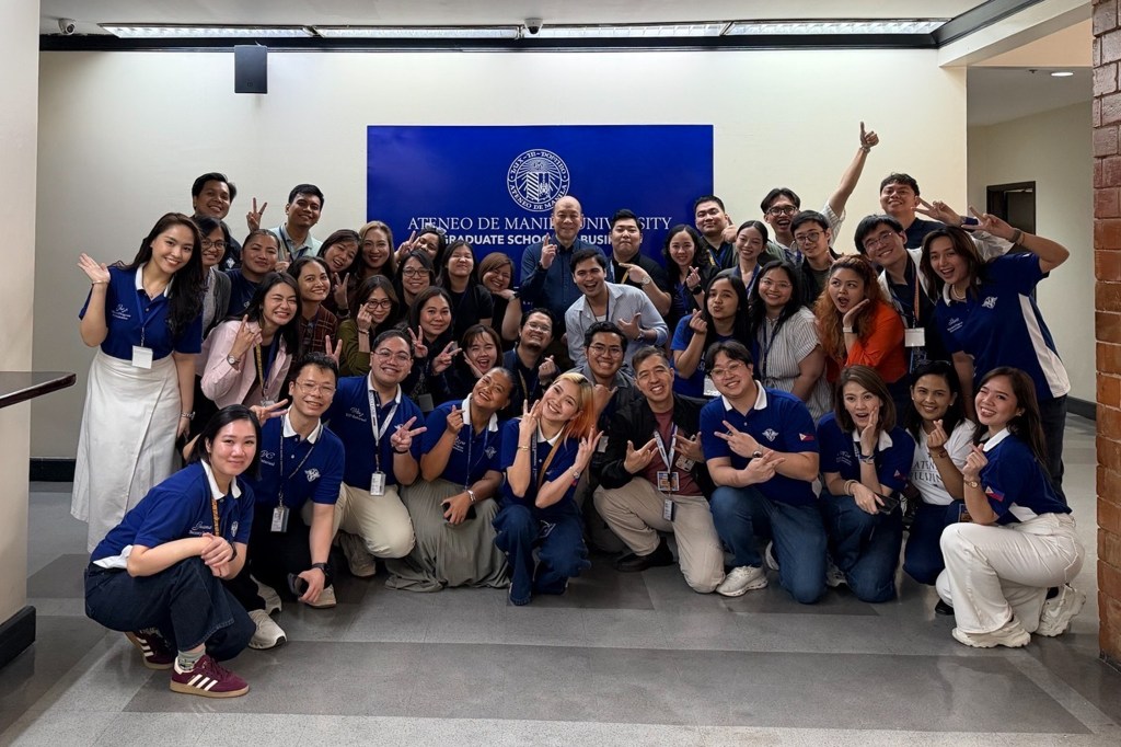 Leaders Lab: Learning to Lead Through Action